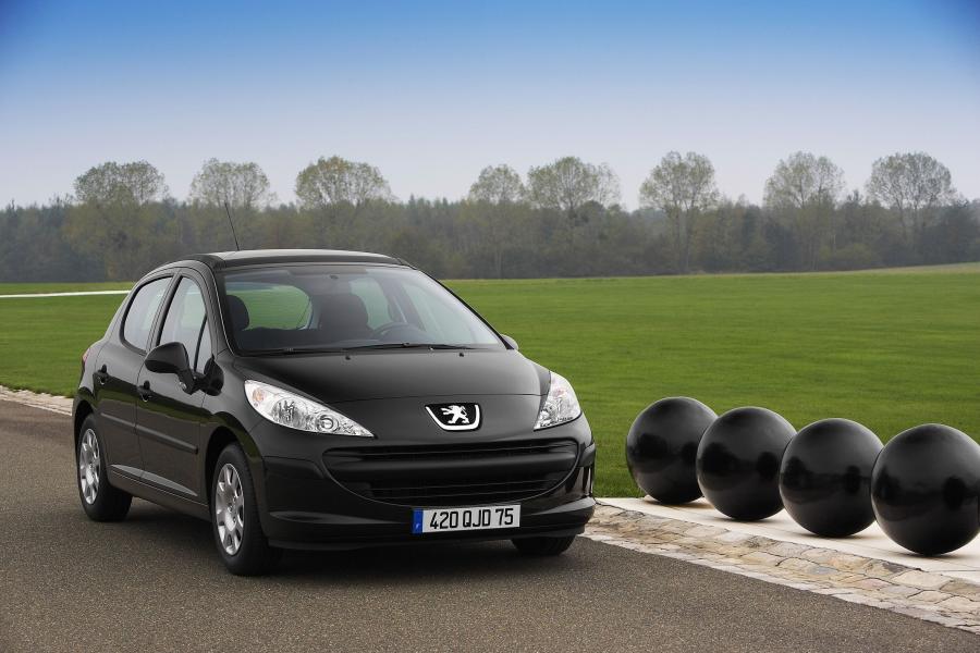  Peugeot 207 2006 года  (фото 86 из 180)